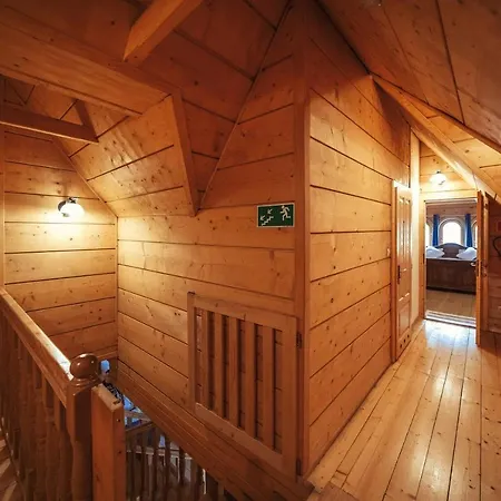 Bed & Breakfast Konstantynowka *